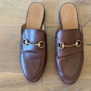 Gucci Women’s Leather Loafers with Gold Accent